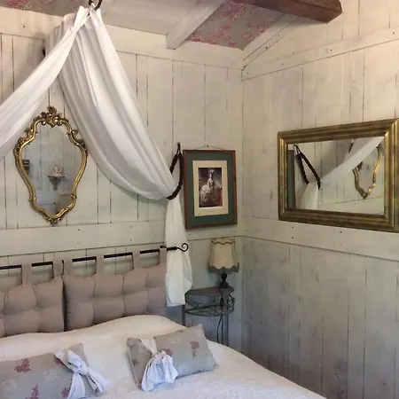 Bed & Breakfast Les Rocailles De La Reine