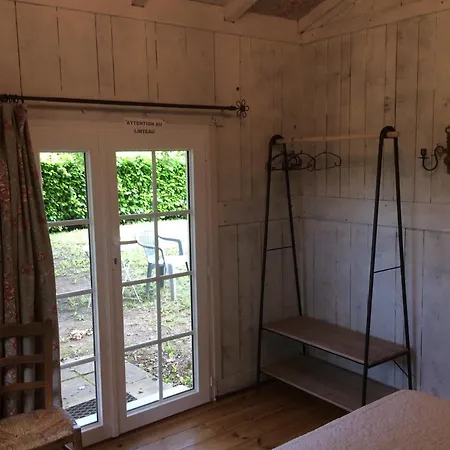 Les Rocailles De La Reine Bed & Breakfast